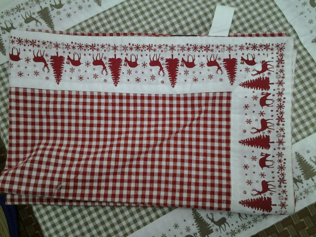 checked tablecloth fabtric