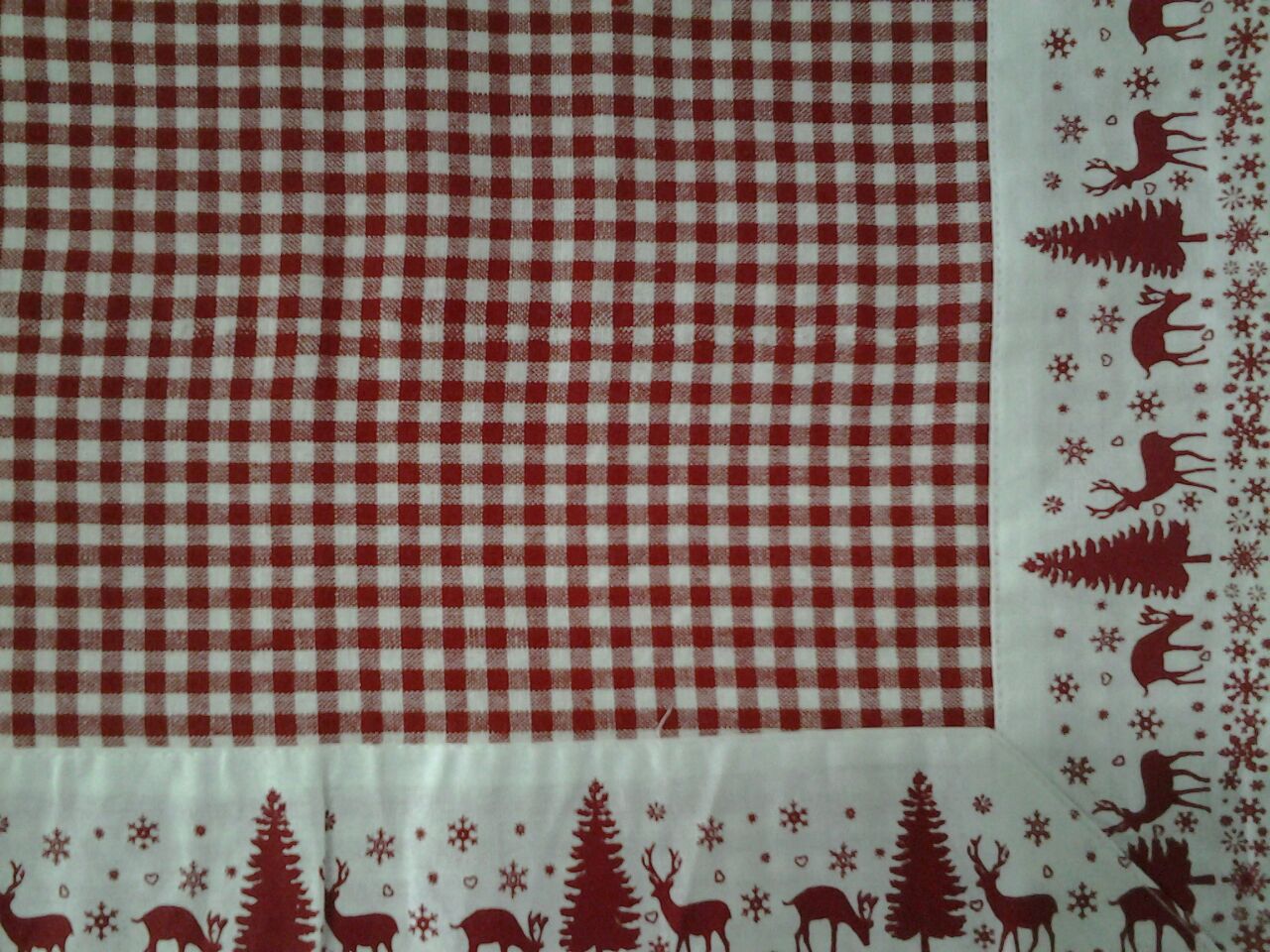 checked tablecloth fabtric